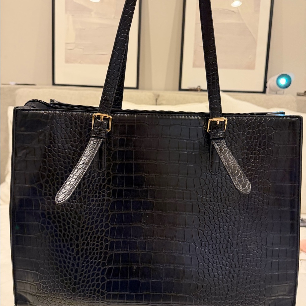 Classic Black Croc-Embossed Tote Bag - Women
